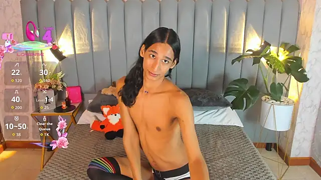 Snapshot of skyyfoxpraga chatting on 09/13/25, 12:49 skyyfoxpraga online show from 09/13/25, 12:49