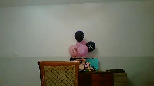 MiaStika online show from 09/16/25, 03:57