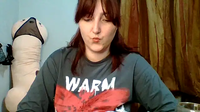 MiaStika online show from 10/14/25, 07:36