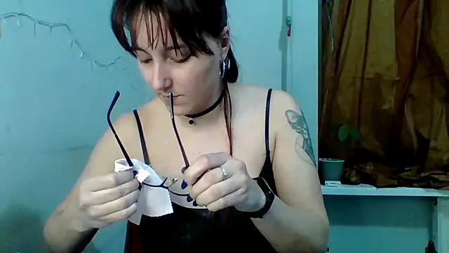 MiaStika online show from 02/24/25, 07:30