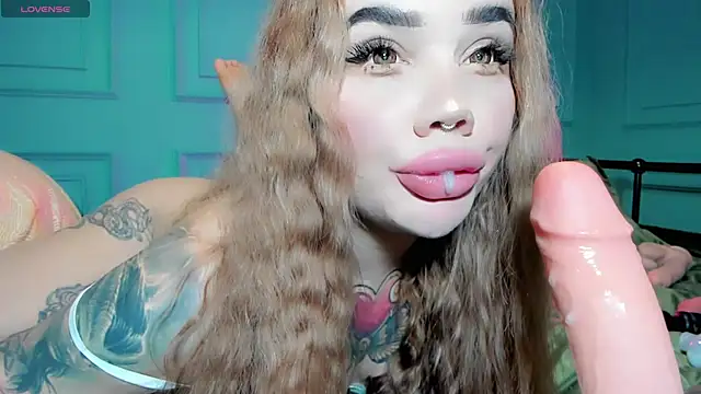 Aira vi online show from 01/05/25, 08:54