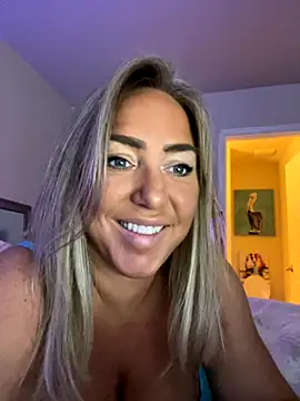sunshinekisses online show from 10/31/25, 01:30