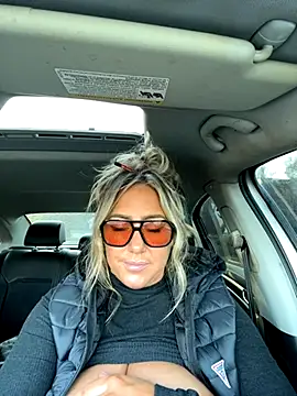 sunshinekisses online show from 11/24/25, 08:31