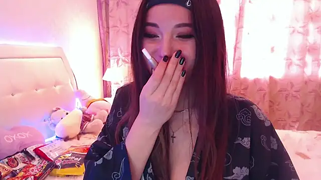 Snapshot of lilianbee chatting on 07/08/26, 05:52 lilianbee online show from 07/08/26, 05:52