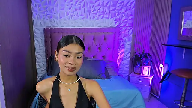 Perla prg online show from 10/28/25, 06:29