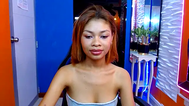 Snapshot of Perla_prg chatting on 03/08/25, 09:18 Perla prg online show from 03/08/25, 09:18