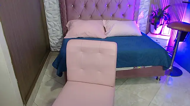 Perla prg online show from 02/23/26, 07:36