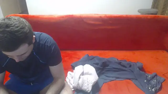 AngelAndDevil92 online show from 01/28/25, 05:56