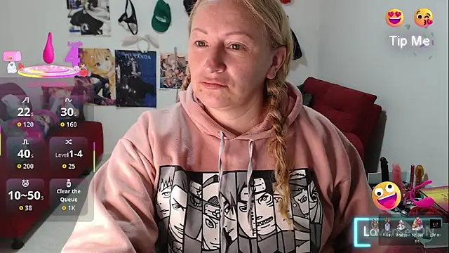 Snapshot of emperabigbootybigass chatting on 10/27/25, 12:06 emperabigbootybigass online show from 10/27/25, 12:06