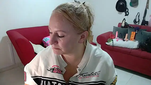 emperabigbootybigass online show from 02/18/26, 12:23