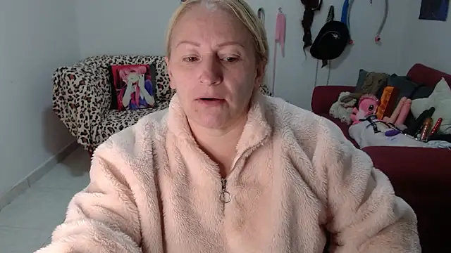 emperabigbootybigass online show from 04/07/26, 12:18