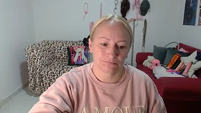 emperabigbootybigass online show from 04/13/26, 12:09