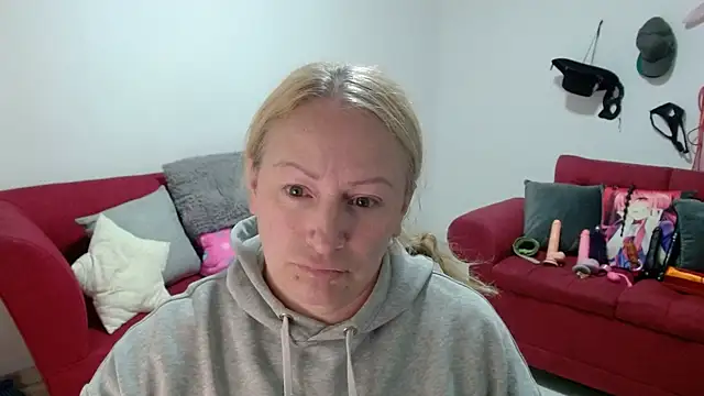 emperabigbootybigass online show from 02/02/26, 12:26