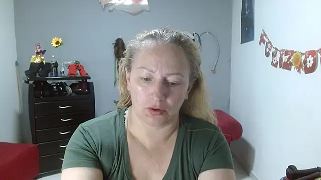 Snapshot of emperabigbootybigass chatting on 03/19/25, 09:58 emperabigbootybigass online show from 03/19/25, 09:58
