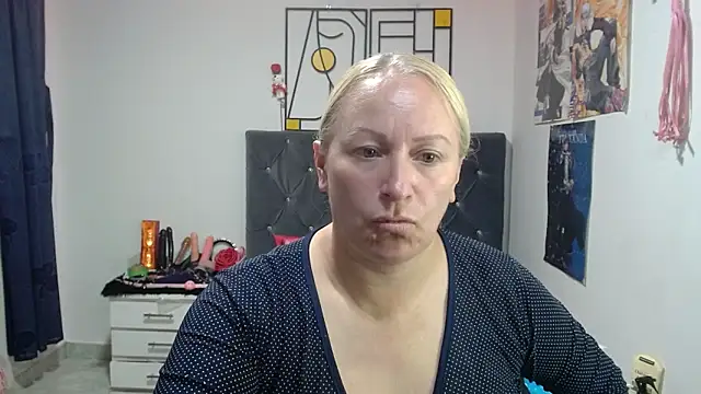 emperabigbootybigass online show from 05/26/26, 12:36