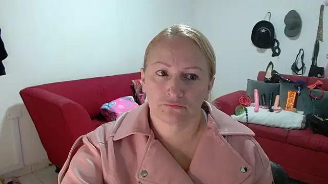 emperabigbootybigass online show from 02/17/26, 12:24