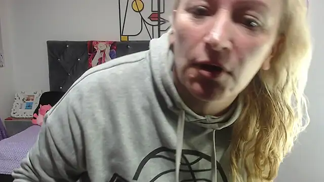Snapshot of emperabigbootybigass chatting on 06/25/26, 12:43 emperabigbootybigass online show from 06/25/26, 12:43