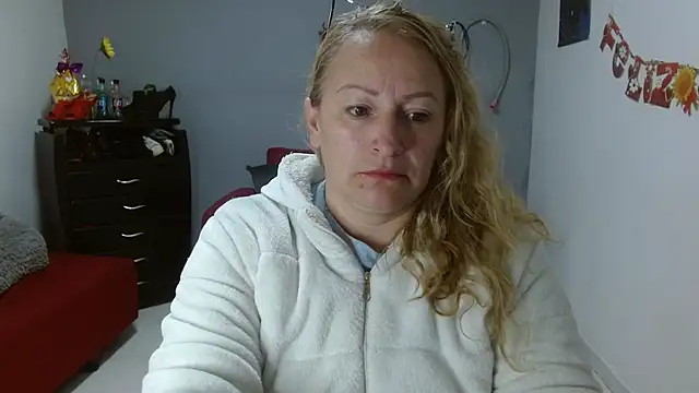 Snapshot of emperabigbootybigass chatting on 03/06/25, 12:30 emperabigbootybigass online show from 03/06/25, 12:30