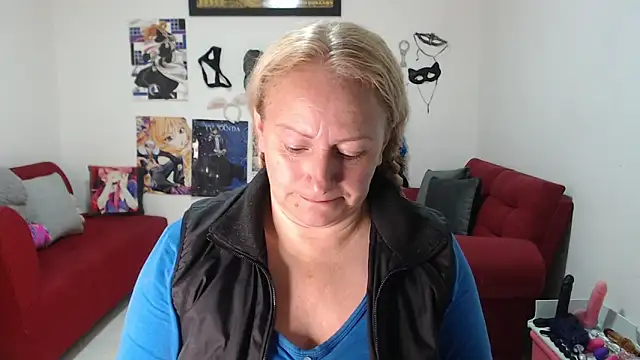 Snapshot of emperabigbootybigass chatting on 10/08/25, 12:17 emperabigbootybigass online show from 10/08/25, 12:17