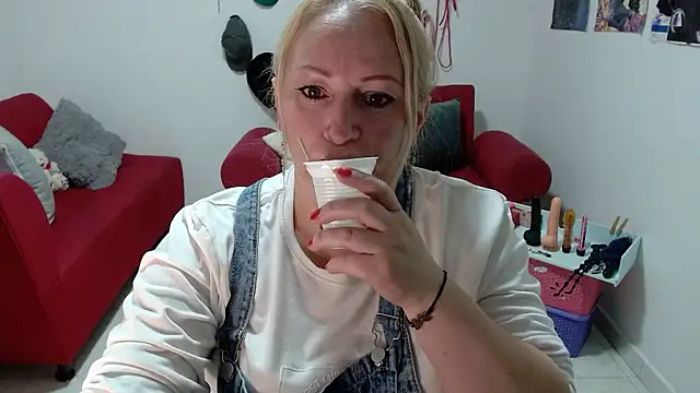 emperabigbootybigass online show from 01/15/26, 06:11