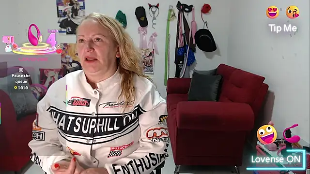 Snapshot of emperabigbootybigass chatting on 10/24/25, 12:26 emperabigbootybigass online show from 10/24/25, 12:26