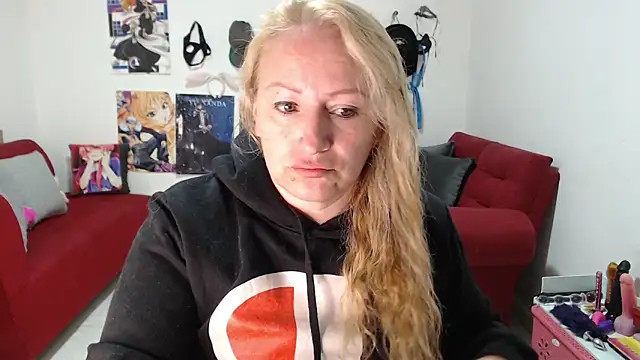 Snapshot of emperabigbootybigass chatting on 10/16/25, 12:24 emperabigbootybigass online show from 10/16/25, 12:24