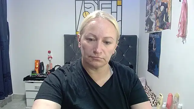 emperabigbootybigass online show from 05/19/26, 12:34