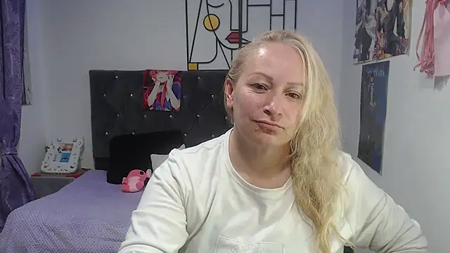 Snapshot of emperabigbootybigass chatting on 06/27/26, 12:38 emperabigbootybigass online show from 06/27/26, 12:38