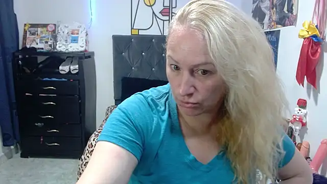emperabigbootybigass online show from 05/12/26, 12:33