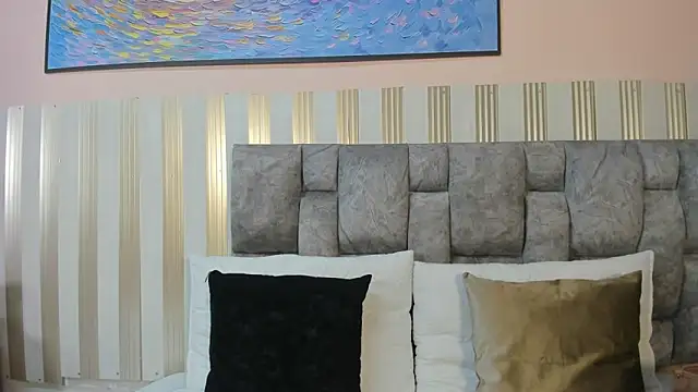 nova lane online show from 03/18/26, 07:48