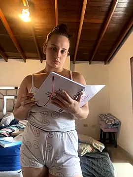 nova lane online show from 10/31/25, 02:46