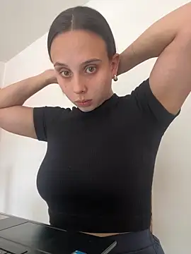 Snapshot of nova_lane chatting on 06/19/26, 05:41 nova lane online show from 06/19/26, 05:41