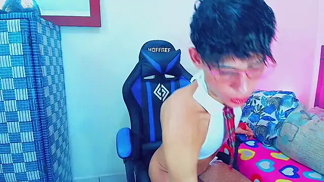 aidaathh online show from 10/26/25, 04:24