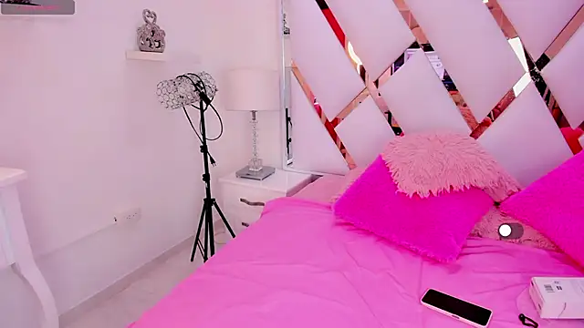 samy  milf online show from 10/03/25, 07:04