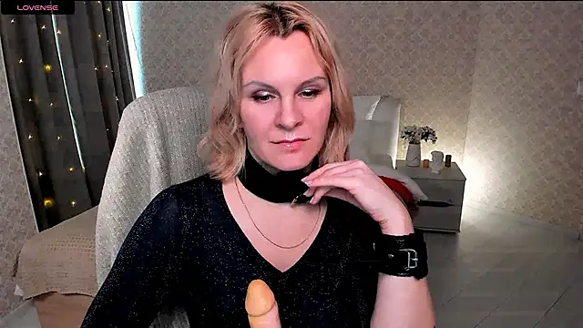 Louisa Bay online show from 01/30/25, 11:01