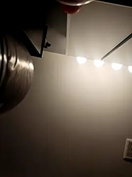 DevinToore online show from 11/26/25, 06:46