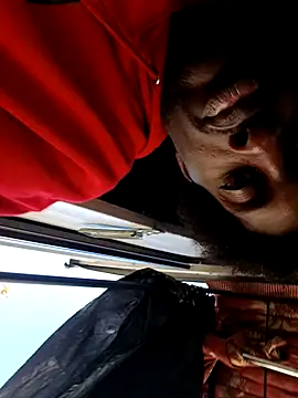 DevinToore online show from 10/29/25, 08:08