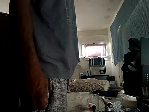 DevinToore online show from 11/10/25, 07:30