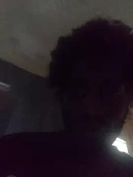 DevinToore online show from 04/12/26, 09:07