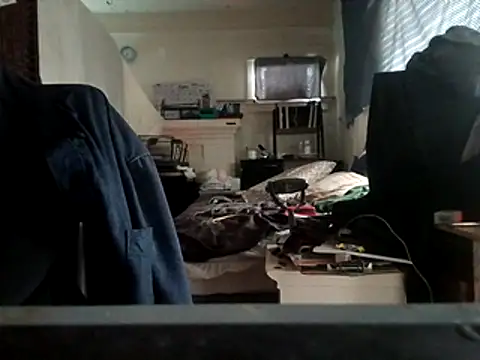 DevinToore online show from 11/03/25, 03:37