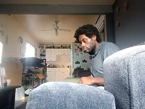 DevinToore online show from 12/03/25, 06:07