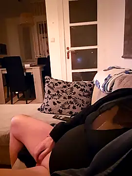 Snapshot of KnownObligation1 chatting on 02/19/26, 01:24 KnownObligation1 online show from 02/19/26, 01:24