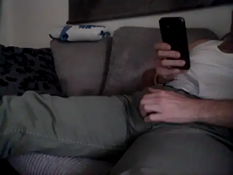 Snapshot of KnownObligation1 chatting on 02/11/26, 11:32 KnownObligation1 online show from 02/11/26, 11:32