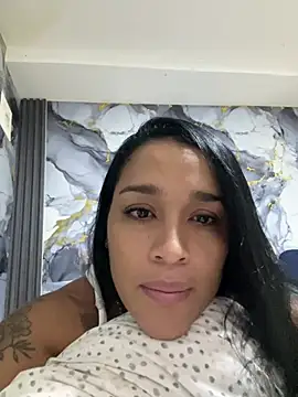 Snapshot of KatalinnaBrown chatting on 02/05/26, 11:06 KatalinnaBrown online show from 02/05/26, 11:06