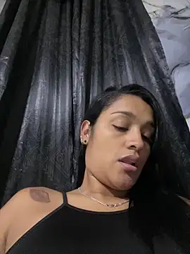 Snapshot of KatalinnaBrown chatting on 02/11/26, 11:10 KatalinnaBrown online show from 02/11/26, 11:10