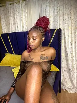 Sasha-smiles online show from 10/13/25, 06:09