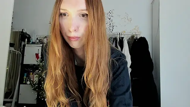 LisaIcon online show from 01/07/26, 09:42