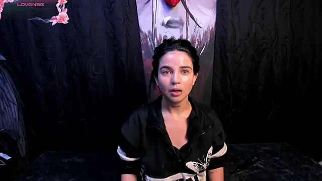 Snapshot of Kylie-fox chatting on 09/25/25, 11:55 Kylie-fox online show from 09/25/25, 11:55