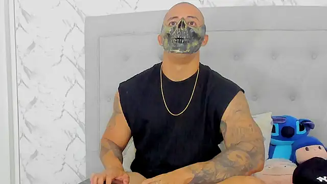 luigiferrara online show from 10/31/25, 11:33