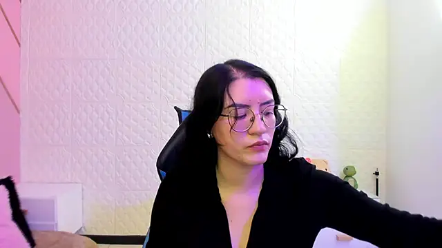 Violetaa diazz online show from 05/08/26, 09:07